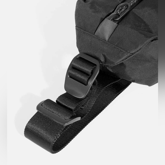 Aer City Sling 2 X-Pac in Black - Picture 13 of 15